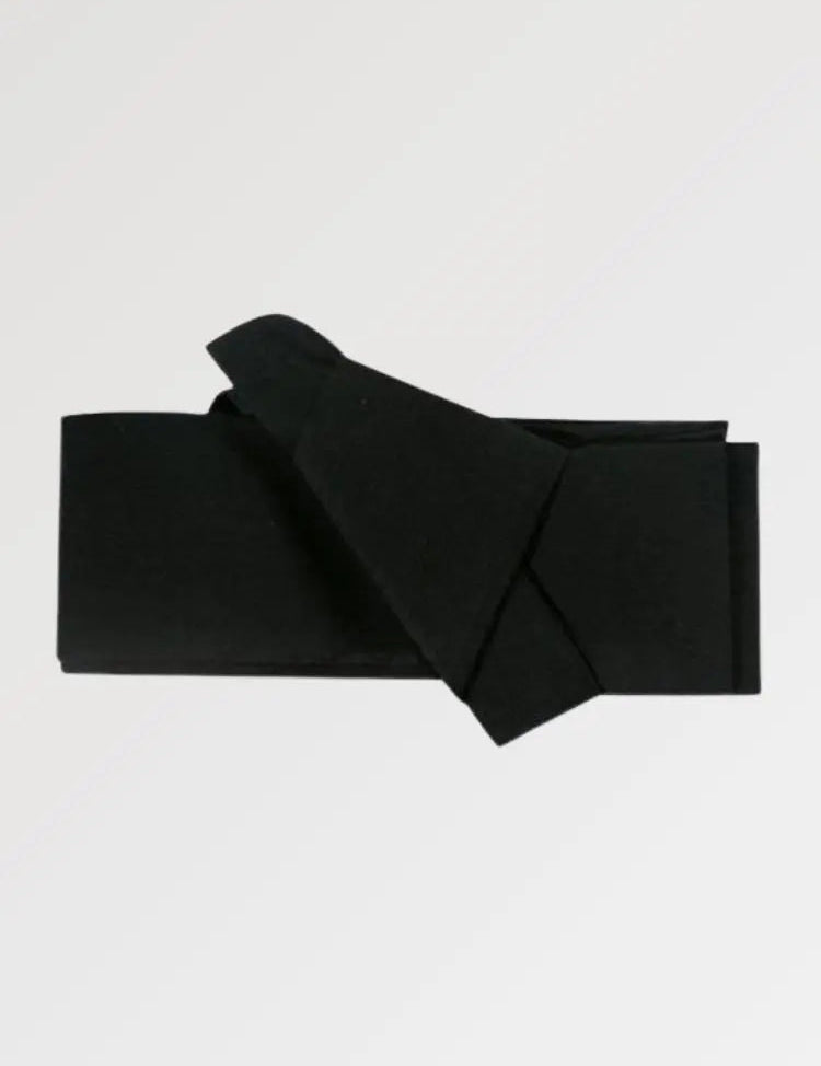 A kimono belt for men in a traditional chic style