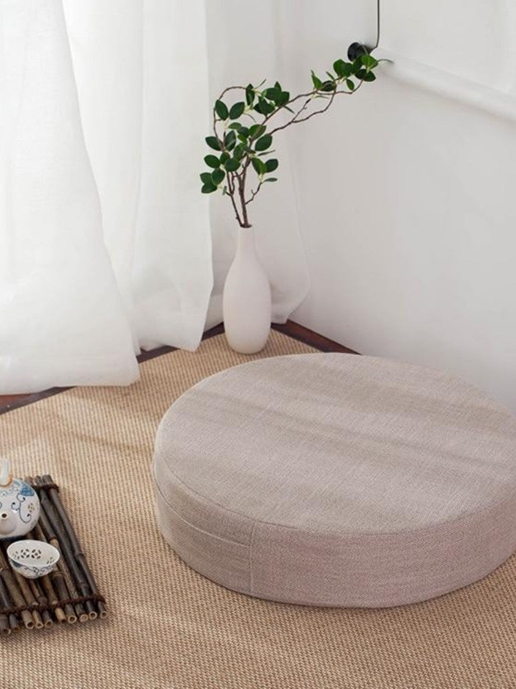 Round Japanese Cushion 'Yehuga'