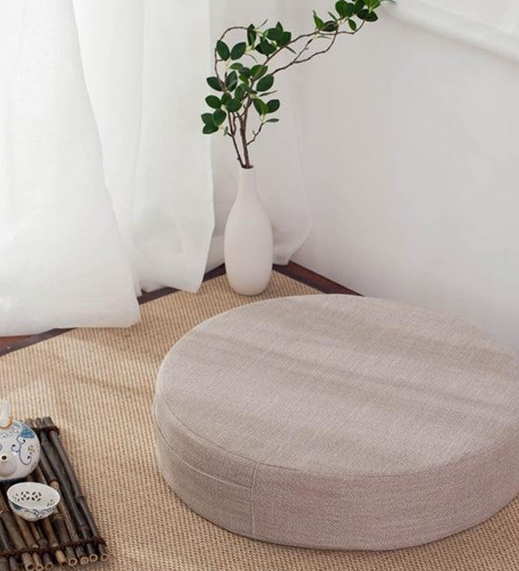 Round Japanese Cushion 'Yehuga'