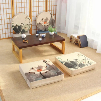 Square Japanese flower cushion 'Ogaki'