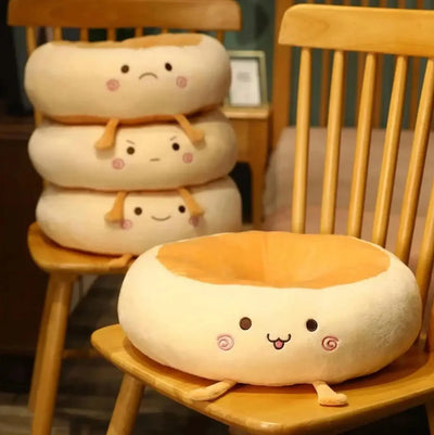Kawaii Japanese cushion 'Itami'
