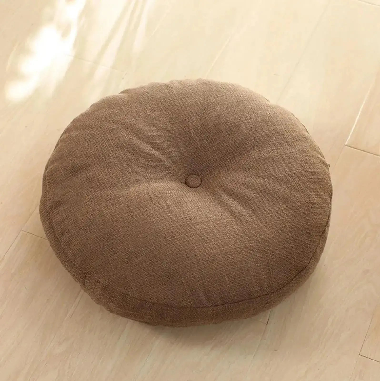 Kadoma' round Japanese monochrome cushion Japan Clothing
