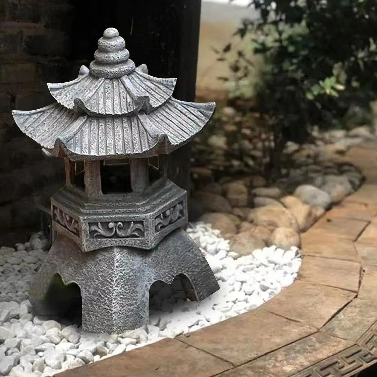Japanese garden lantern 'Midori' Japan Clothing