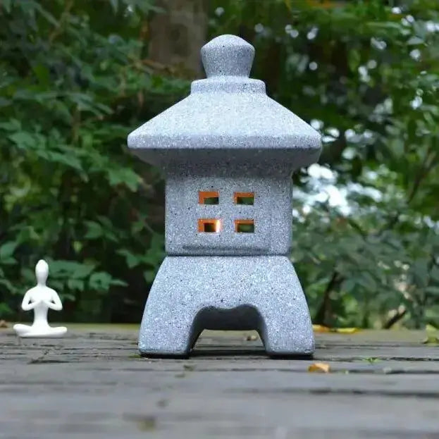 Japanese decorative garden lantern 'Kiya' Japan Clothing