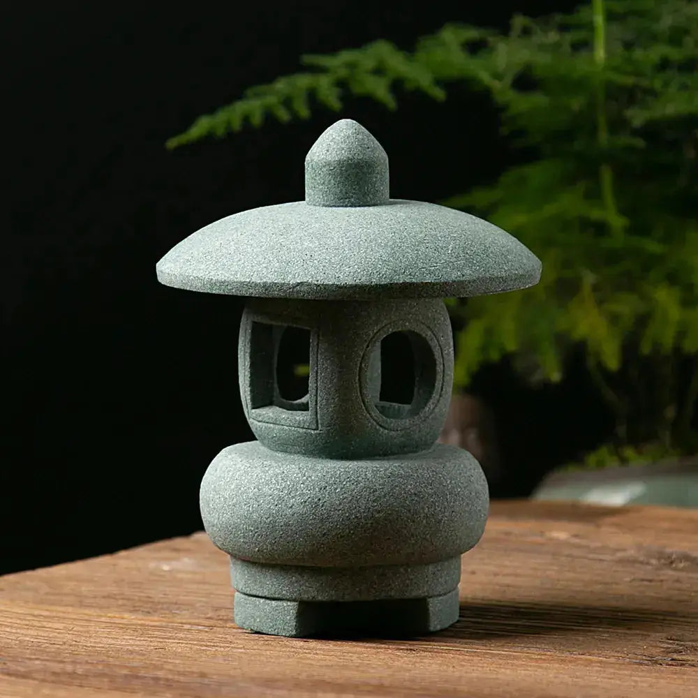 Japanese stone garden lantern 'Yiko' Japan Clothing