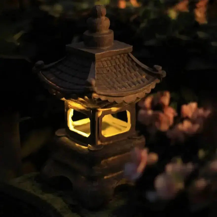 Traditional Japanese lantern Japanstreet