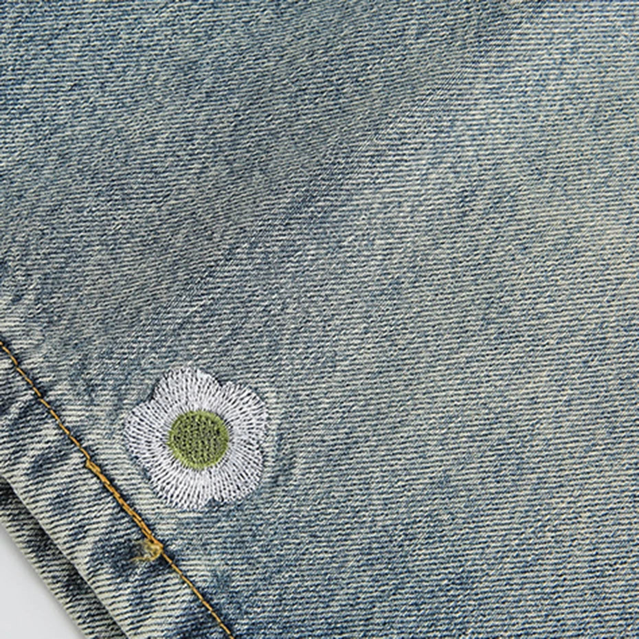 Embroidered Denim Shorts - 刺繍