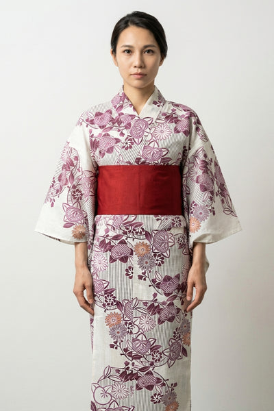Floral Japanese Kimono 'Kikuyo'