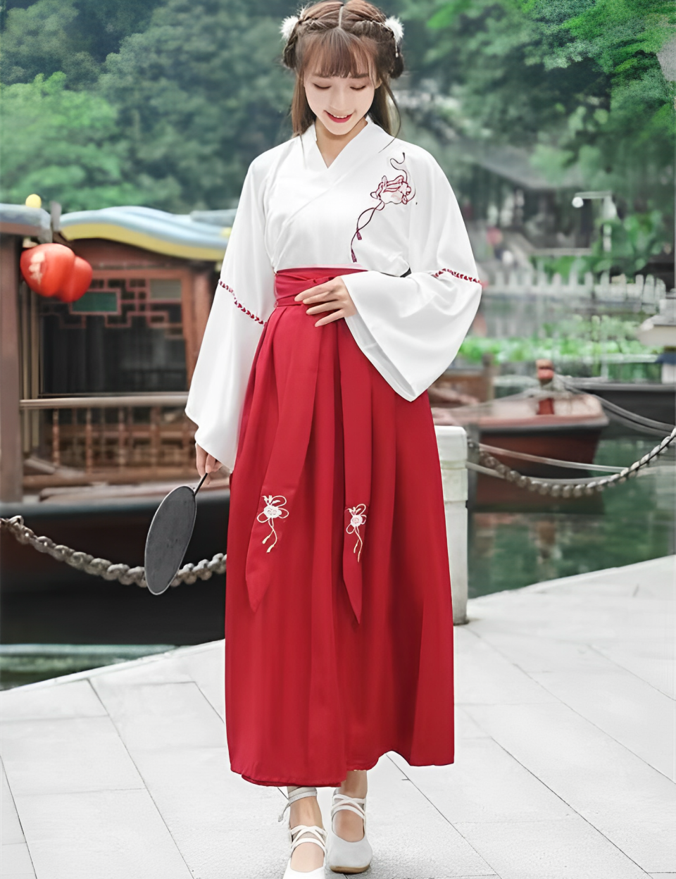 A dress with Japanese sakura flowers prints