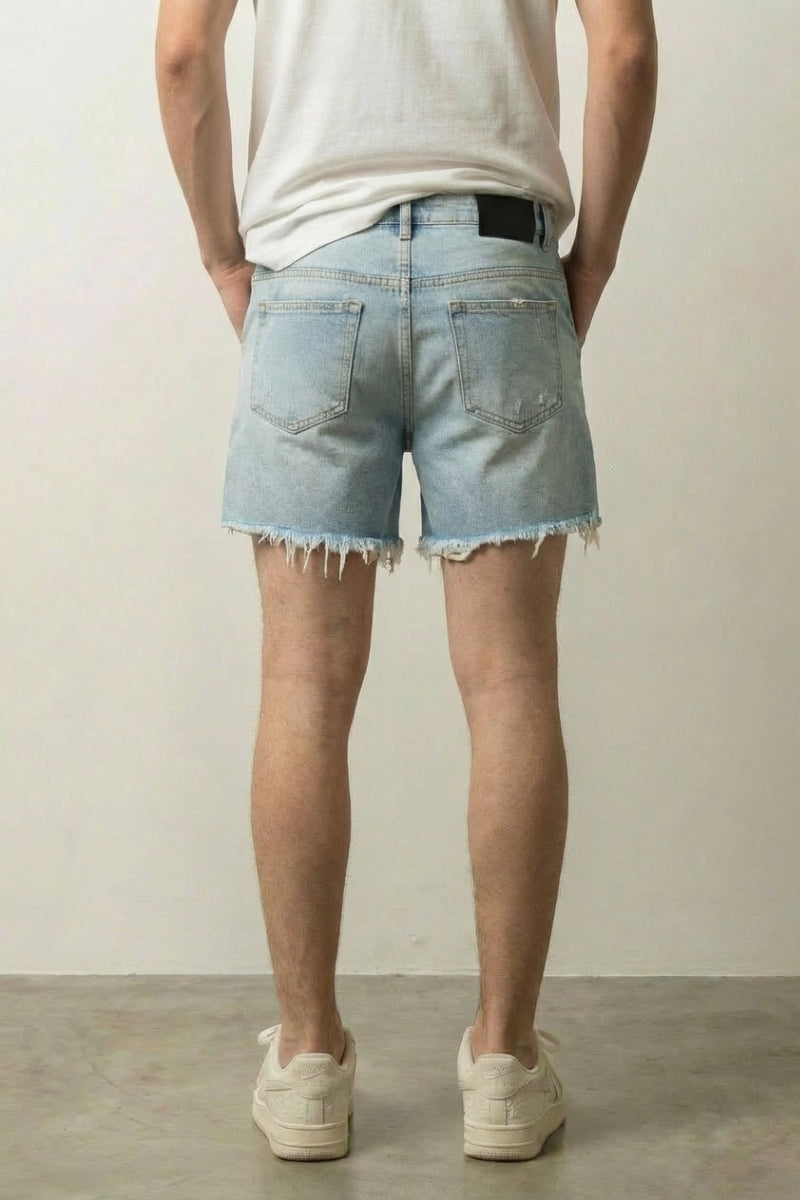 Light wash denim shorts summer styled look