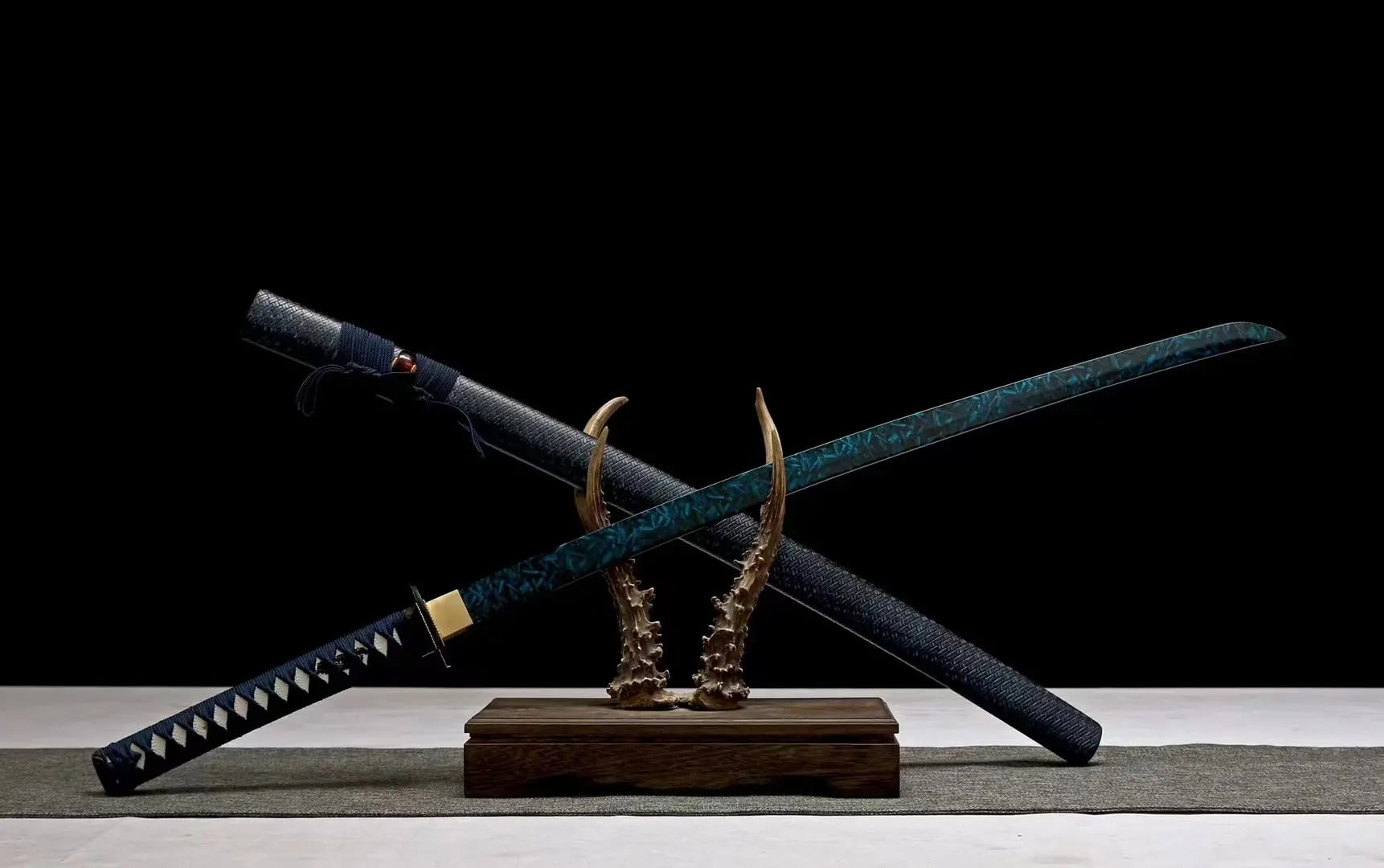 Blue Blade Katana - 蒼結晶