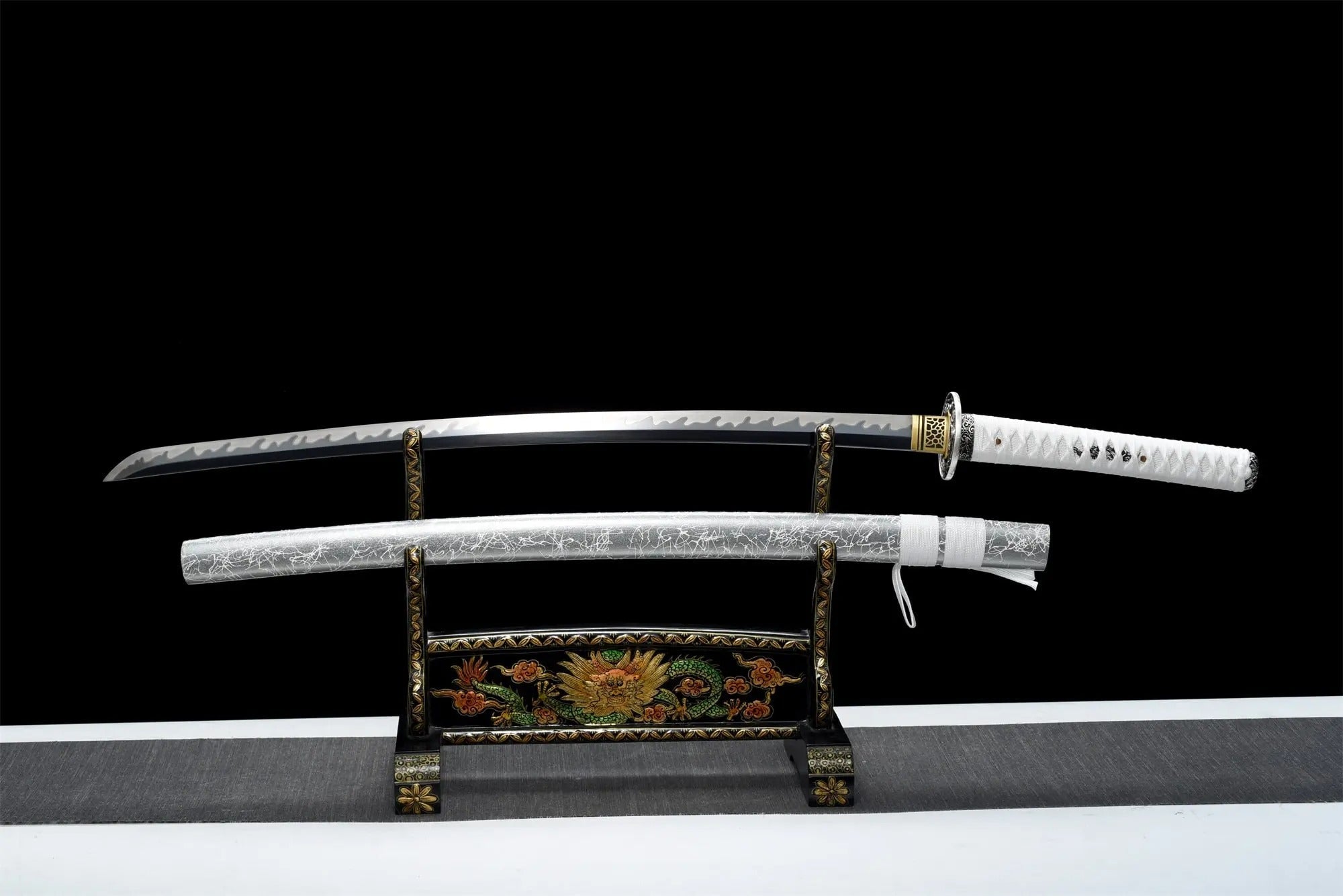 White Katana Sword - 白い剣