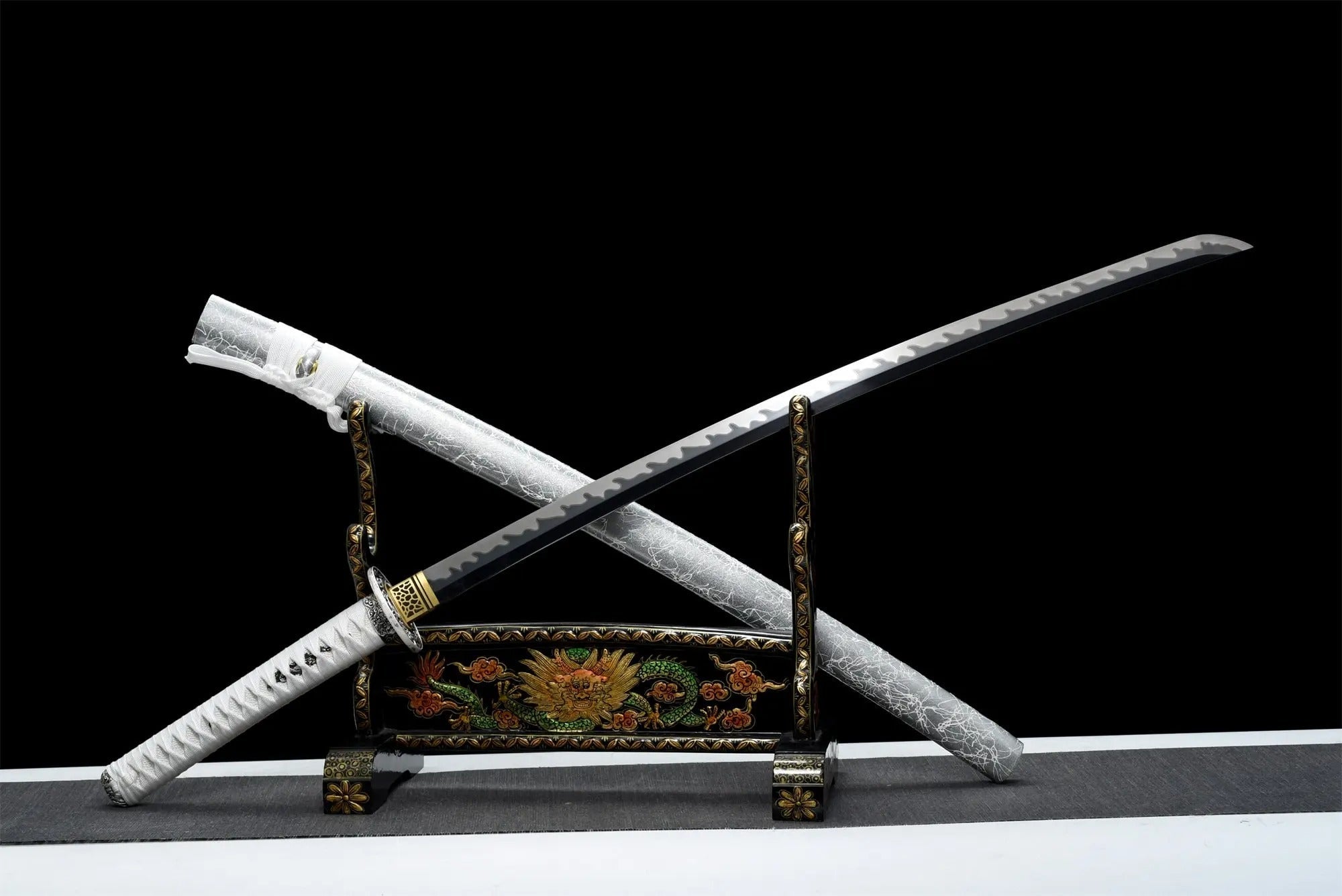 White Katana Sword - 白い剣