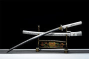 White Katana Sword - 白い剣