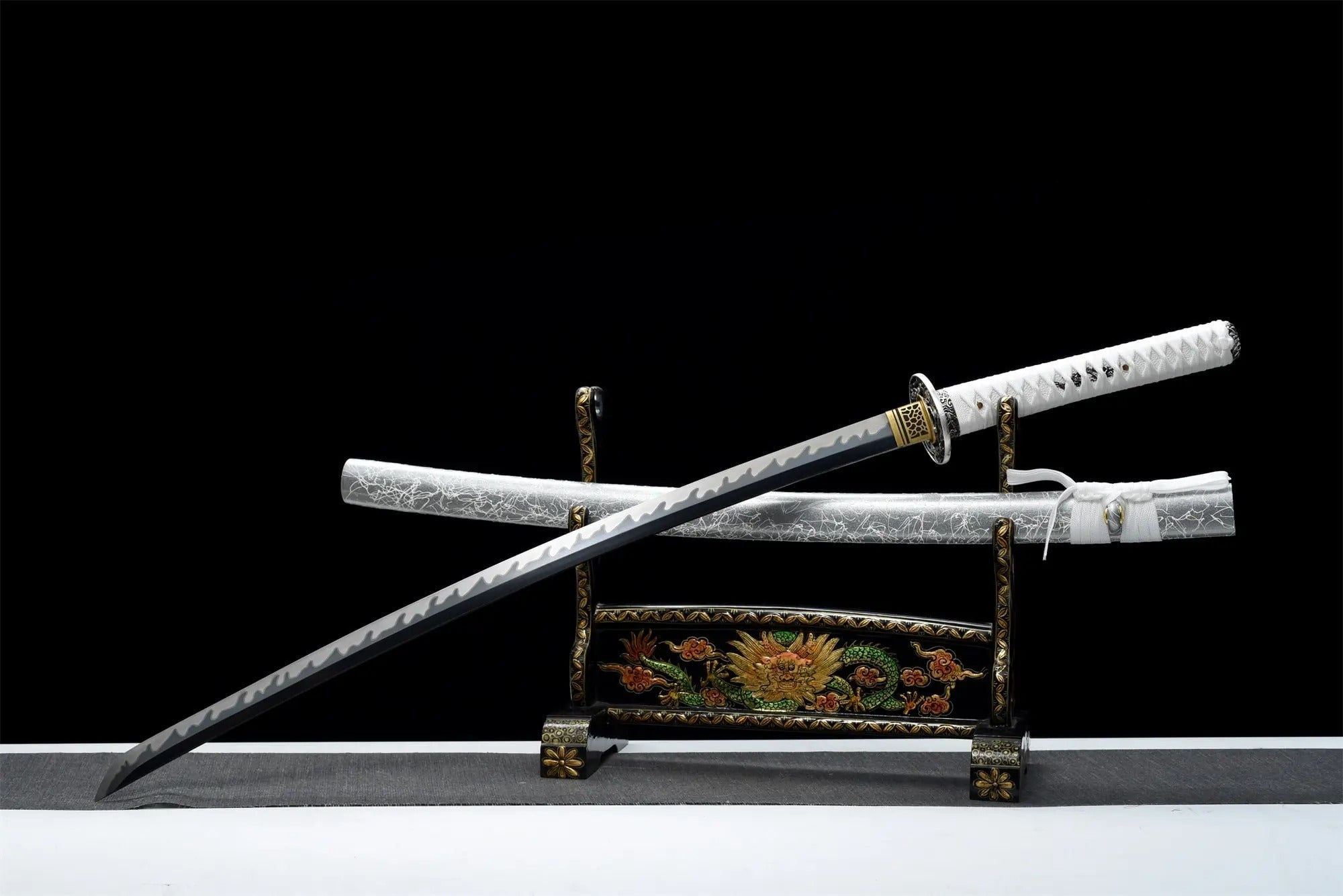 White Katana Sword - 白い剣