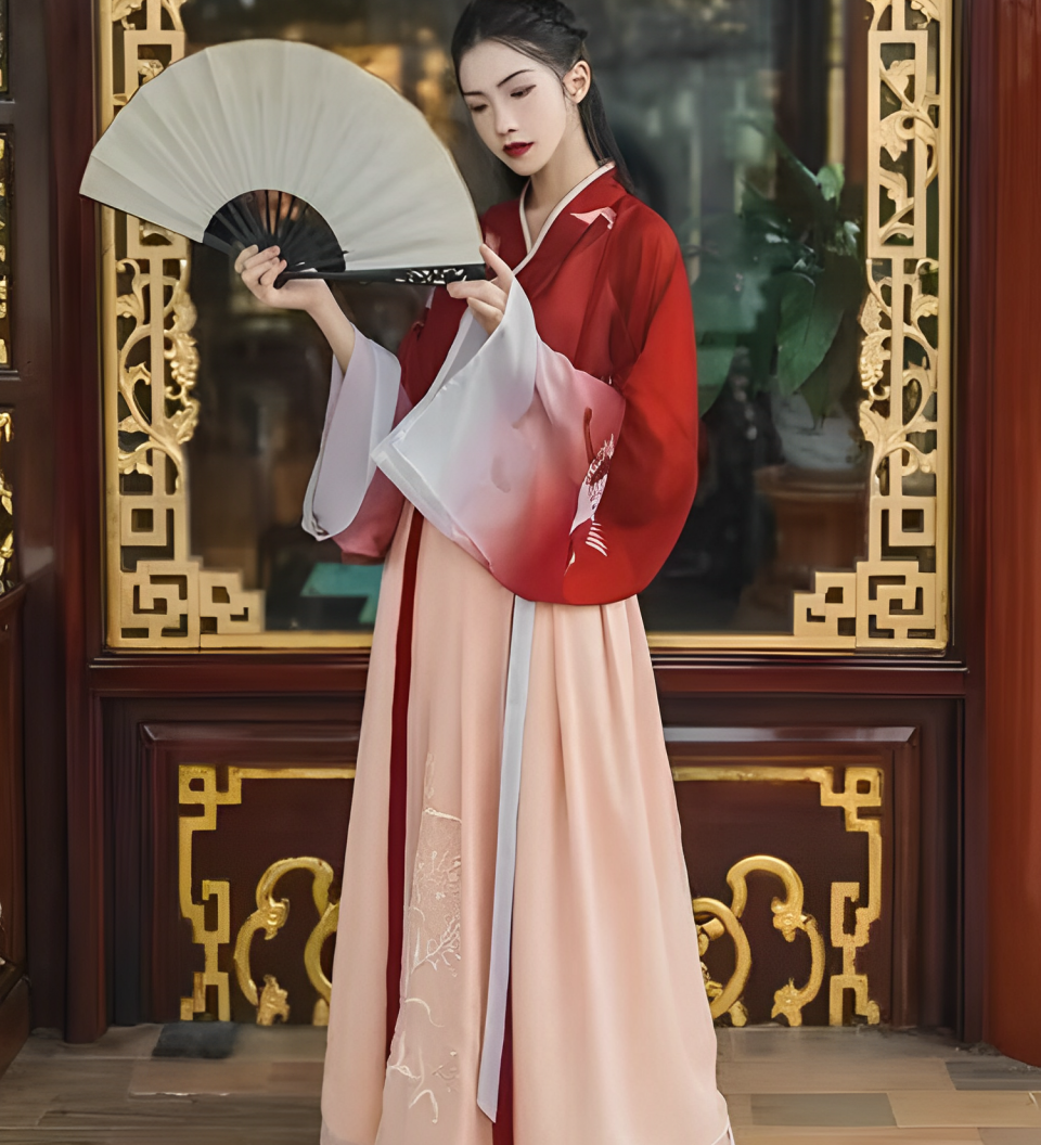 Lightweight traditional dress with Japanese inspiration