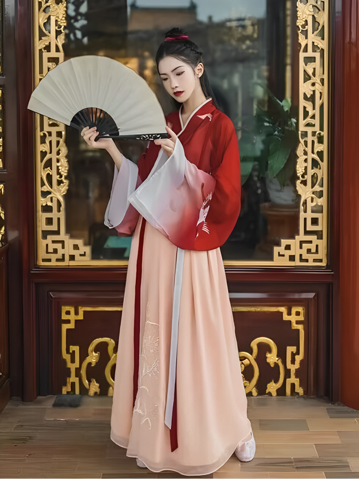 Lightweight traditional dress with Japanese inspiration