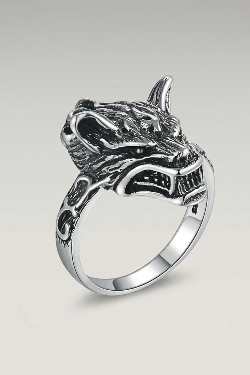 Silver Wolf Ring 'Matsue' — Japanese silver ring, a detailed wolf head with dark-set eyes