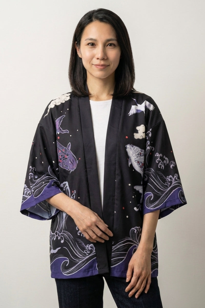 Women's kimono jacket Miyuki in black, front view: open satin-finish jacket with three-quarter sleeves and violet-blue wave detail