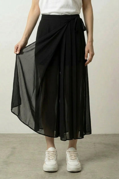 Women's Black Pleated Hakama Skirt 'Jiminakuro'