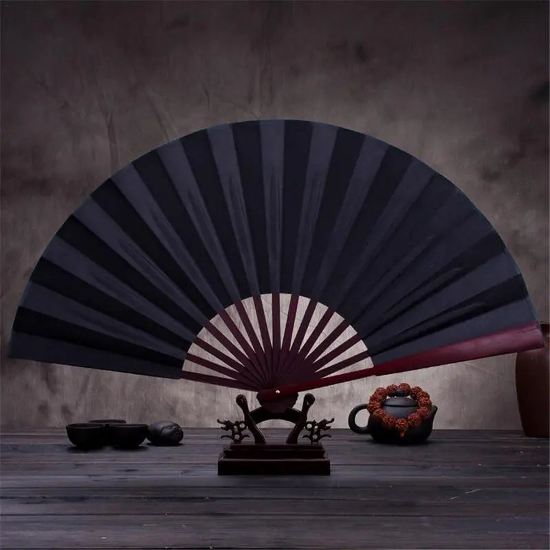 Side view of japanese folding fan