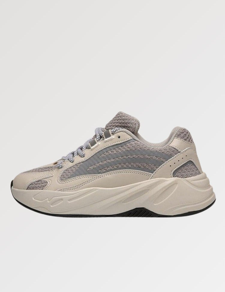 Sneakers man brown