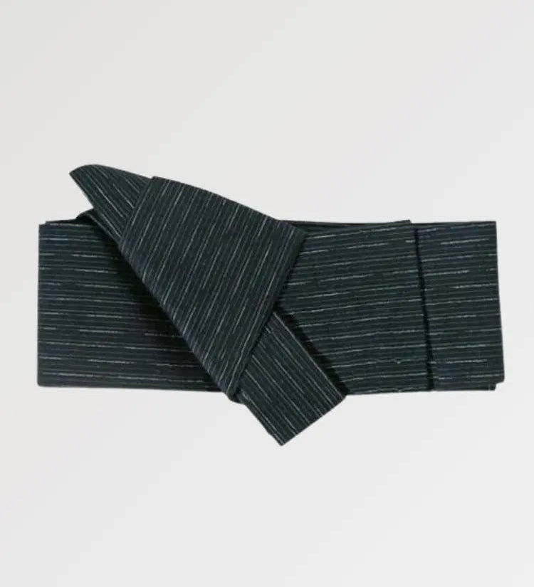 Men's obi belt with a pre-made nude and clean design