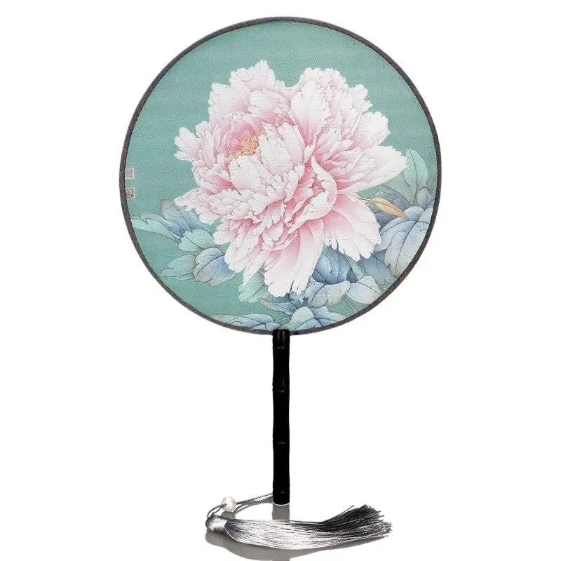 Back view of japanese folding fan