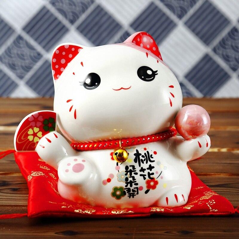 Back view of maneki neko figurine