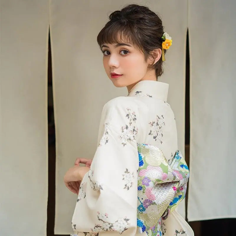 White Japanese Kimono for Women 'Akiko'