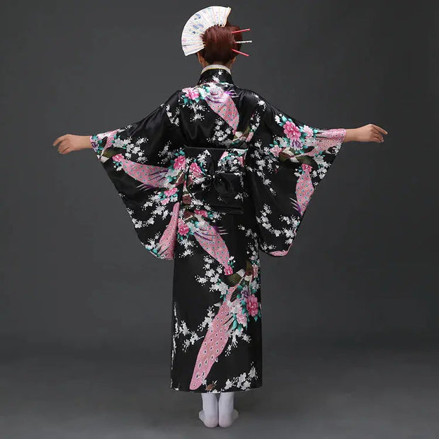 Traditional Japanese Women&
