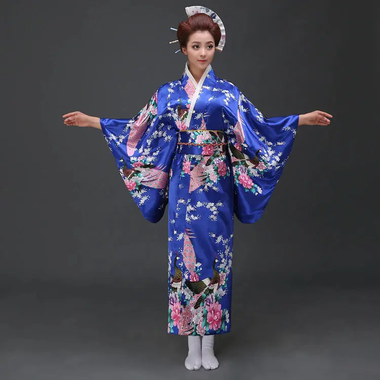 Traditional Japanese Women's Kimono 'Nori'