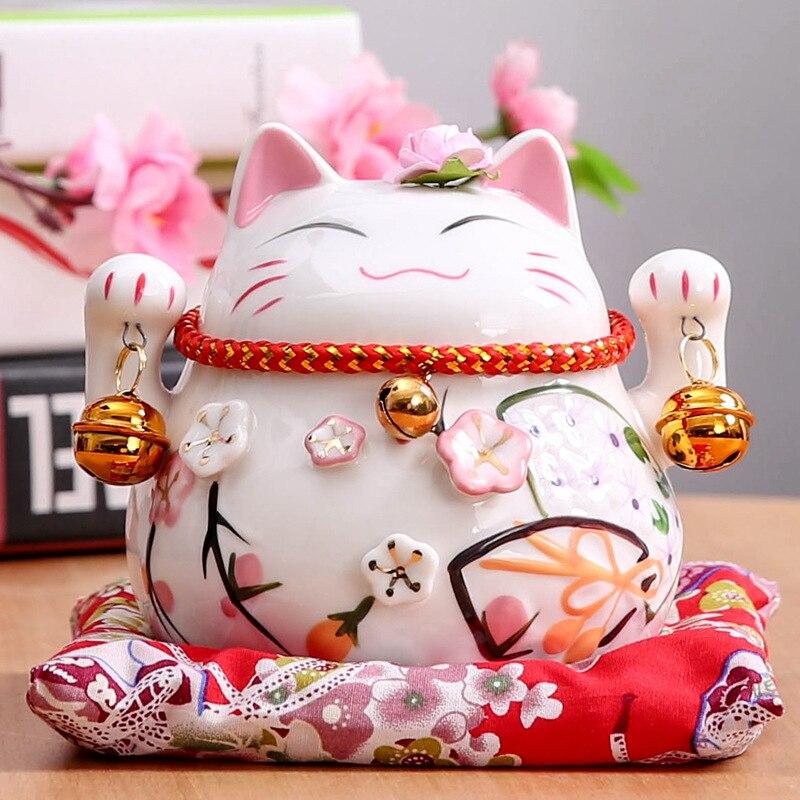 Back view of maneki neko figurine