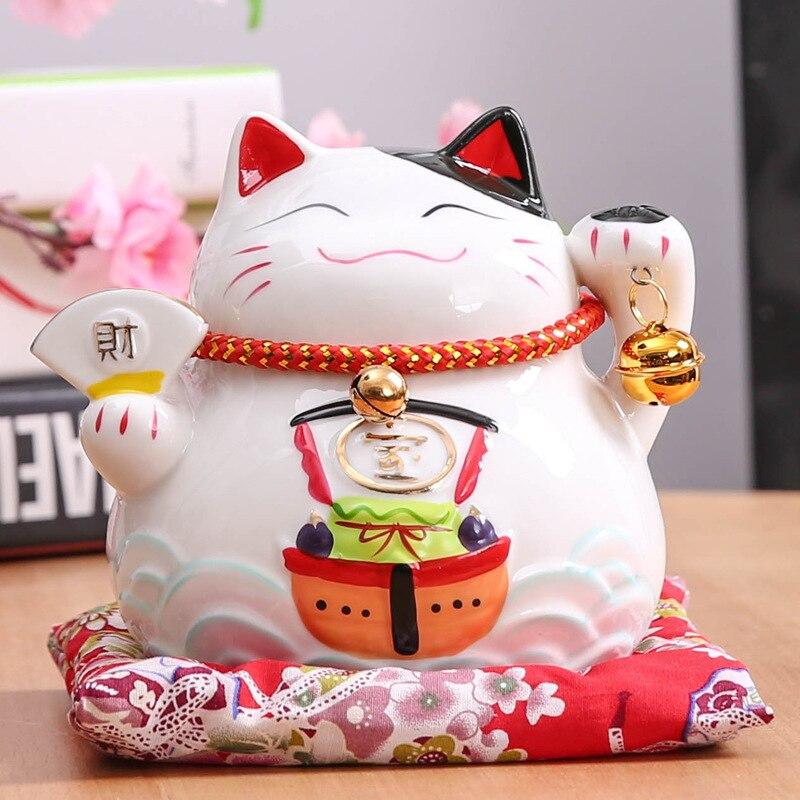 Back view of maneki neko figurine