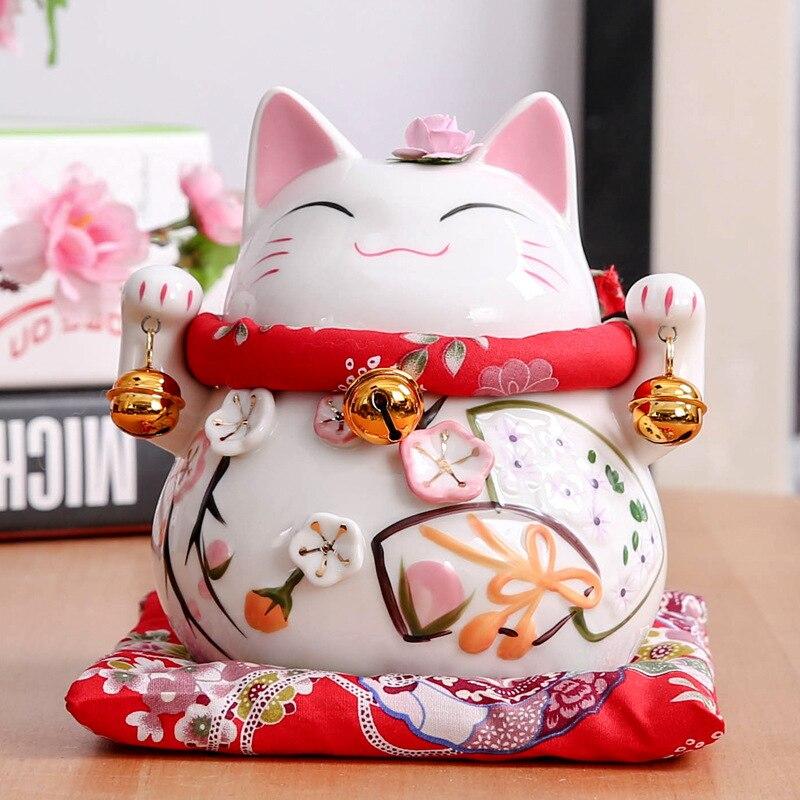Back view of maneki neko figurine