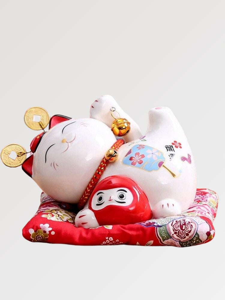 maneki neko piggy bank daruma