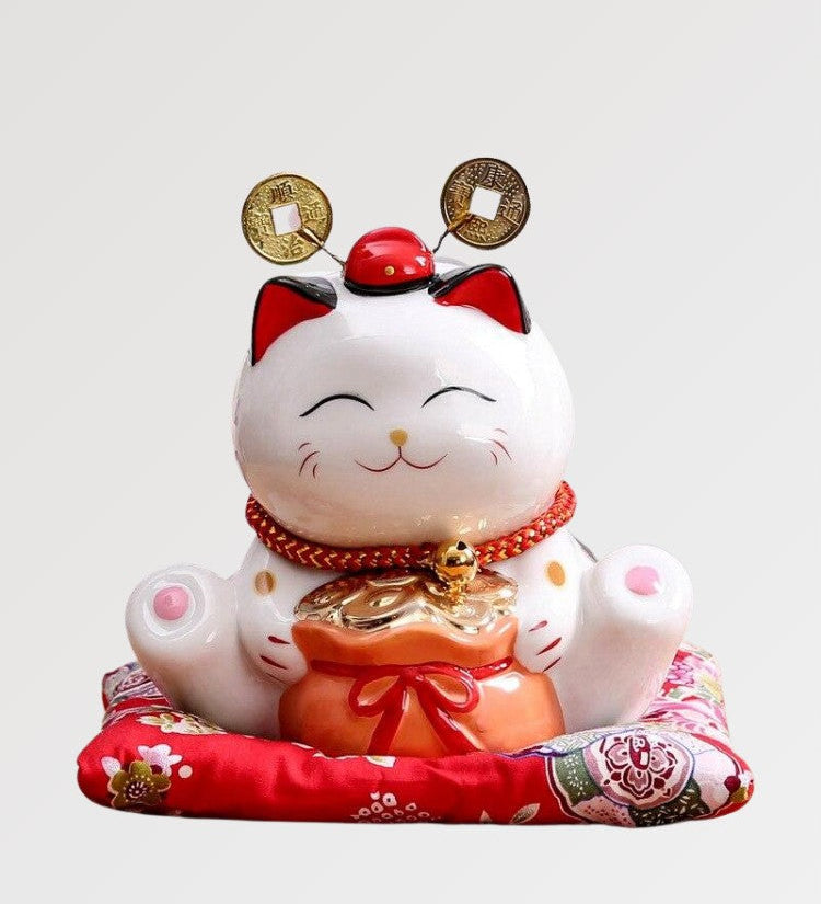 rich maneki neko