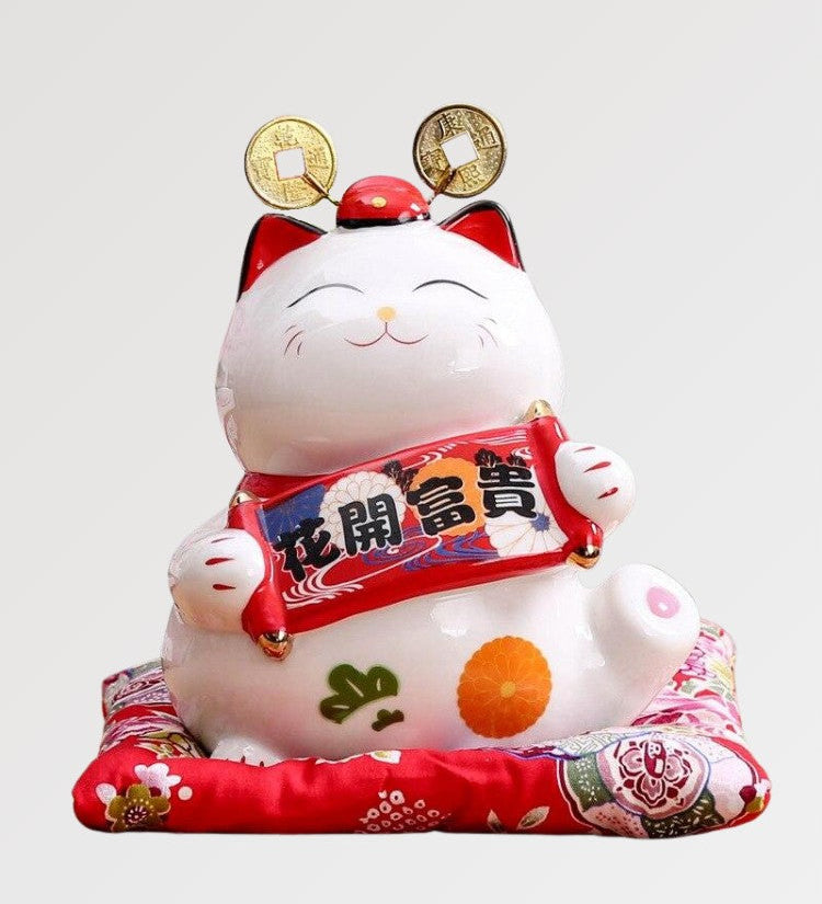 maneki neko Japanese cat