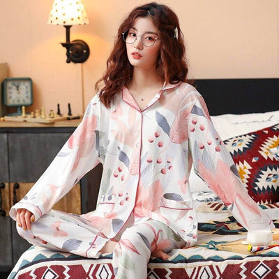 Japanese style two-piece pajamas for women
