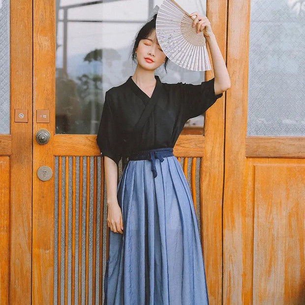 Traditional Japanese Dress 'Yakuta