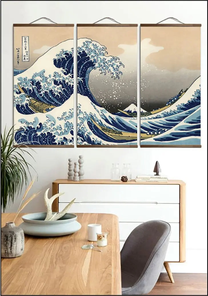 Back view of kanagawa wave print with wave print
