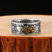 Detail view of Japanese garment - Kingu Engraved Interior Ring
