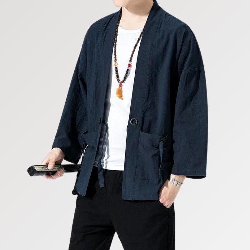 The blue kimono for men and its crochet tightening