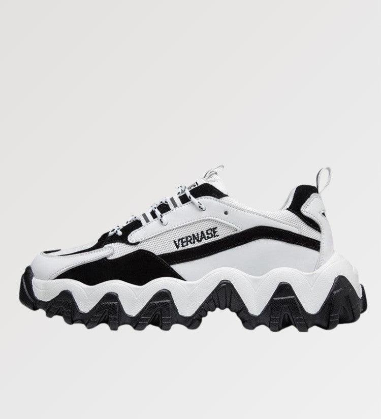 This popular japanese sneakers will be perfect for your long summer walks