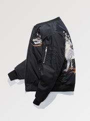 Choose the traditional embroidered Souvenir bomber jacket, a unique piece in Japan